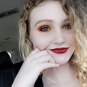 Meet your Posher, Shelby